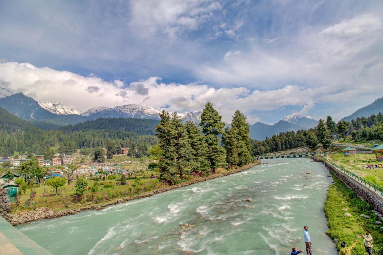 Hotel Little Silver Pahalgam Luaran gambar
