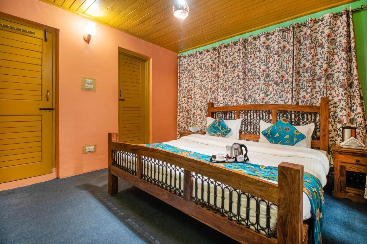 Hotel Little Silver Pahalgam Luaran gambar