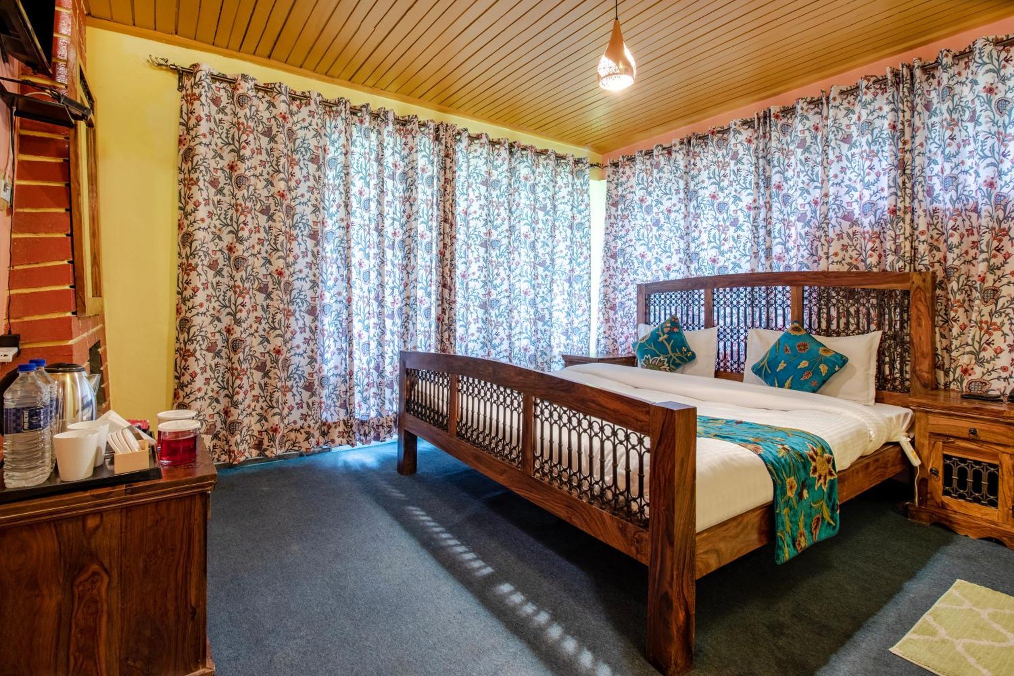 Hotel Little Silver Pahalgam Luaran gambar
