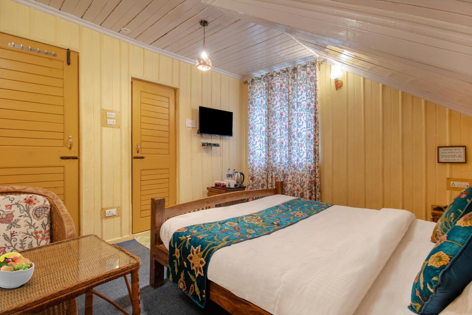 Hotel Little Silver Pahalgam Luaran gambar