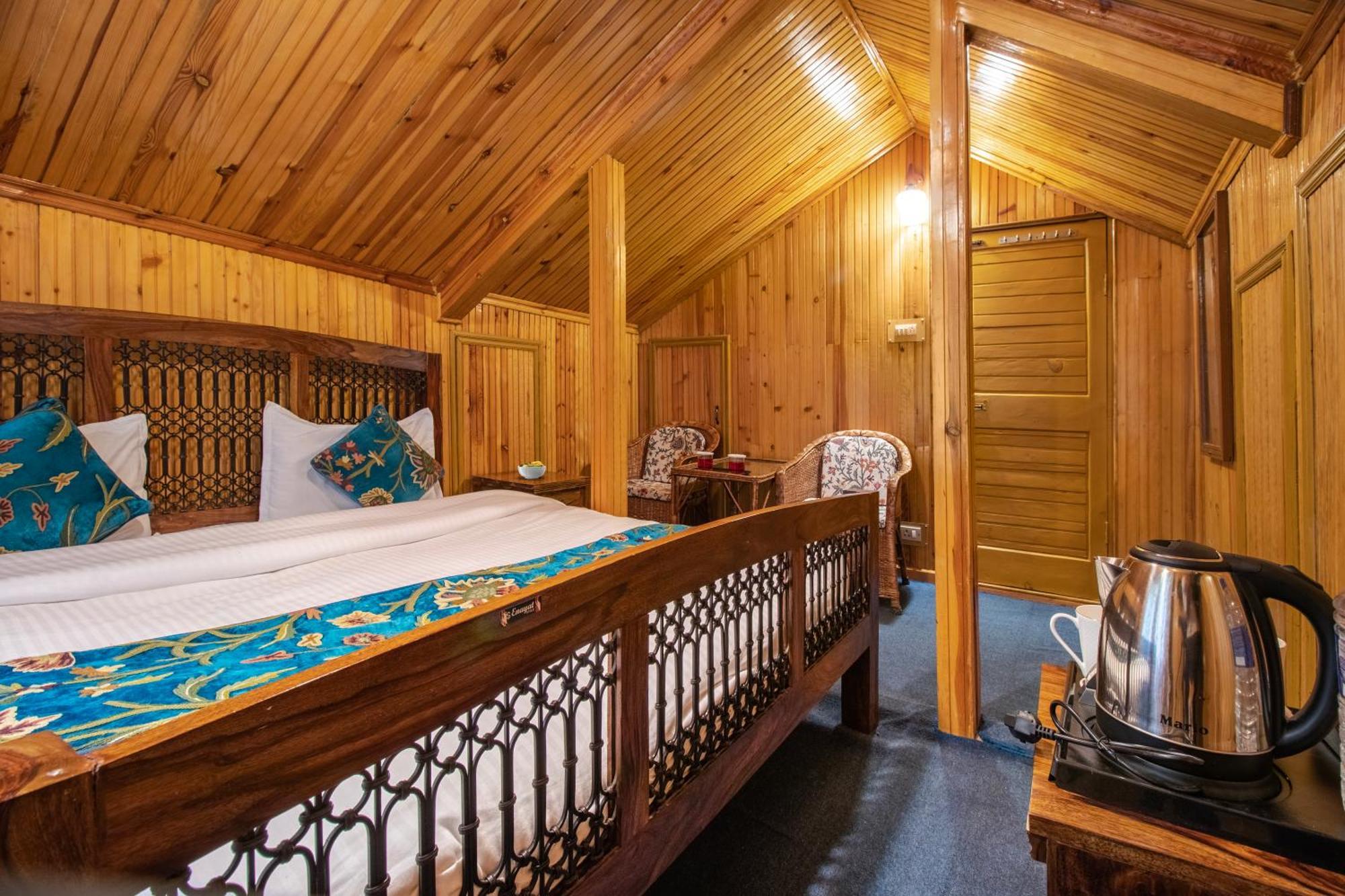 Hotel Little Silver Pahalgam Luaran gambar